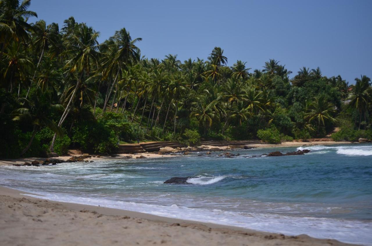 Ashford Beach Matara Buitenkant foto