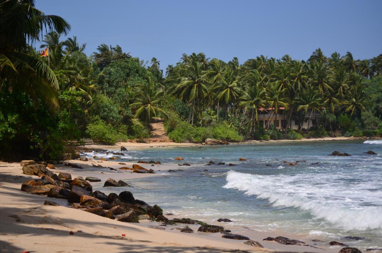 Ashford Beach Matara Buitenkant foto